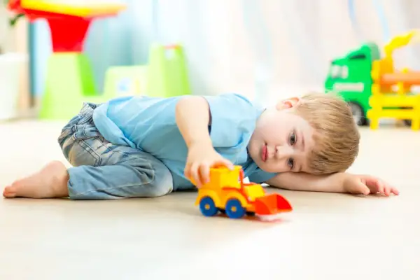 Jak żyć z dzieckiem z autyzmem i uniknąć codziennych trudności
